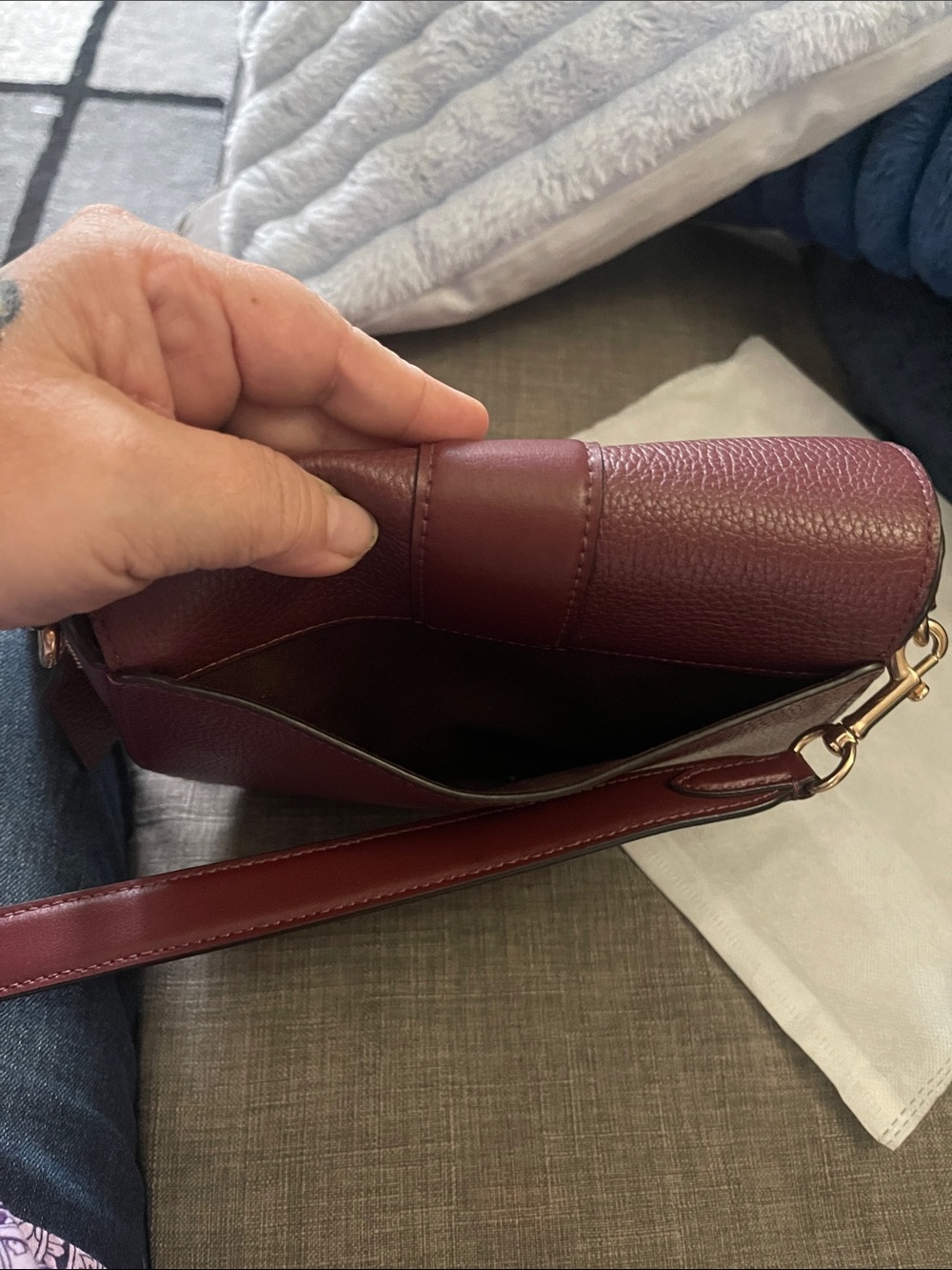 Coach Two-Tone Burgundy & Pink Leather Georgie Saddle Crossbody - Picture 3 of 13